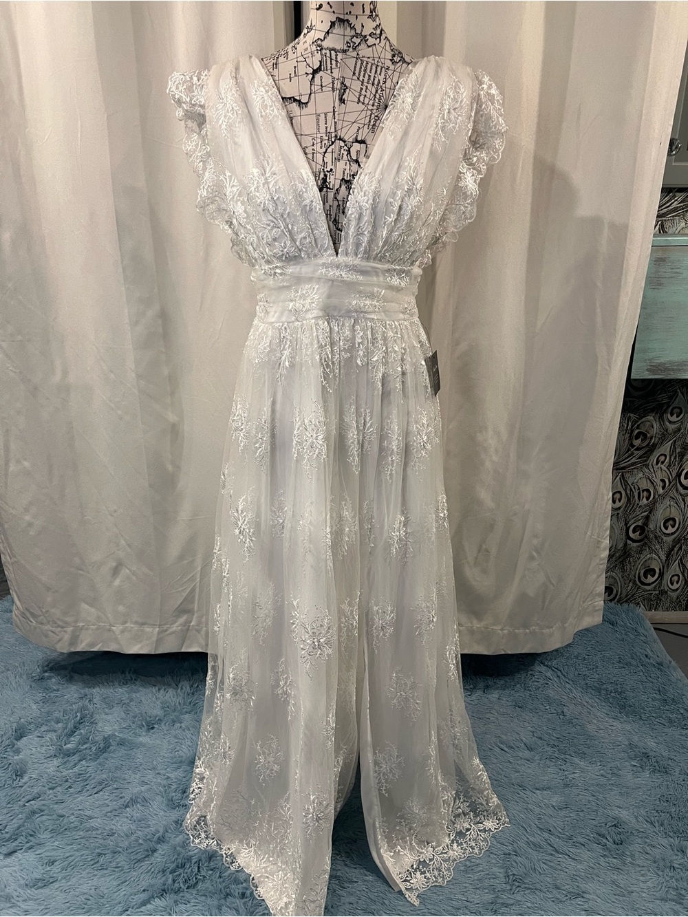 Soieblu White Lace V-Neck Empire Waist Wedding Gown
